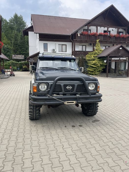 Vand Nissan Patrol y60 - autoutilitara