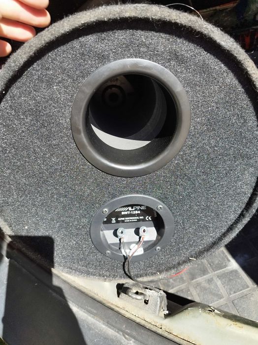 Subwoofer / tub de bass auto ALPINE 1000 Wati + statie auto