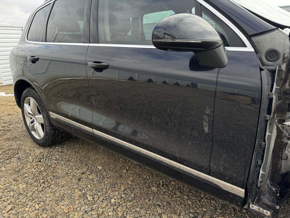 Dezmembrez touareg 7 p negru CRC CJM 3.0 tdi