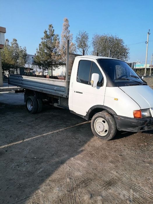 Gazel 330202 sotiladi 2001 yil
