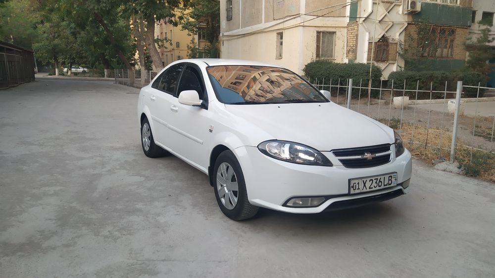 Lesetti gentra srochna sotiladi