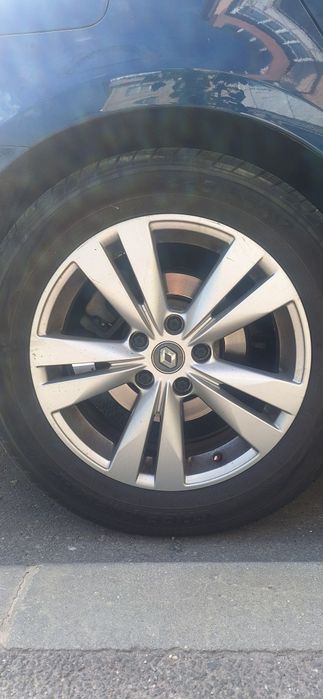 Vand jante renault talisman 17 inch originale sau dau la schimb cu jante pe 19 sau 18 inch originale renault