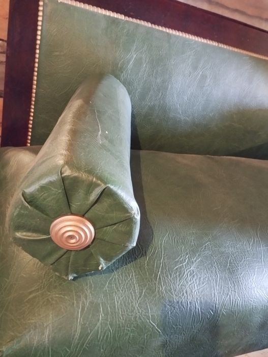 продам винтажный диван