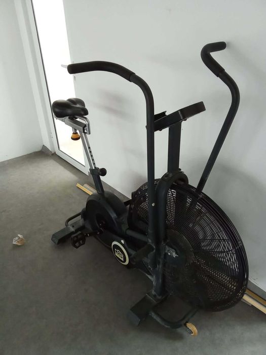 Велоаргометър Air Bike Въздушно колело