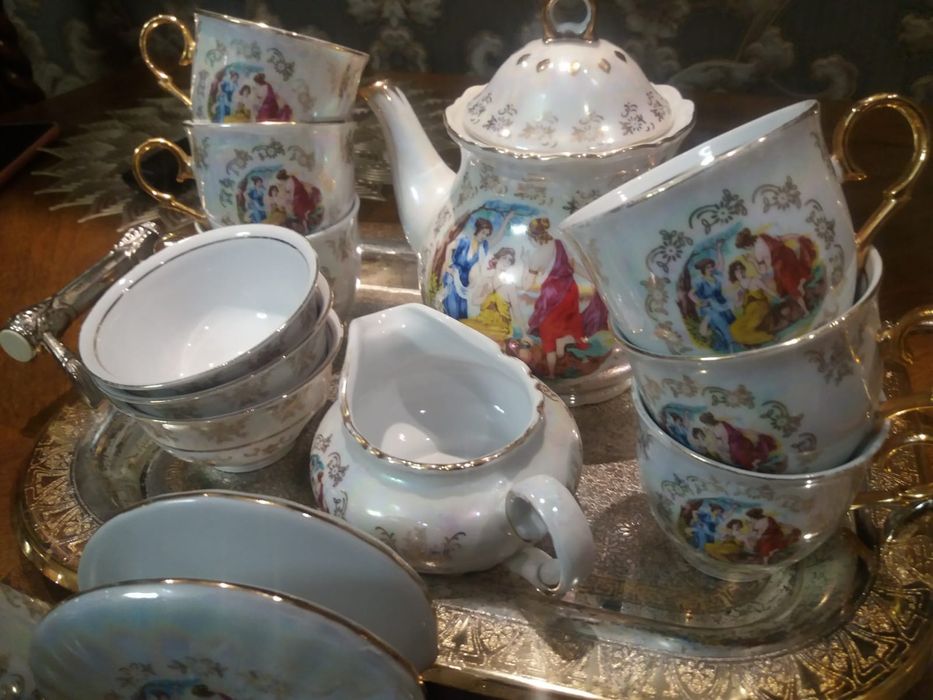 Продаю сервиз Мадонна