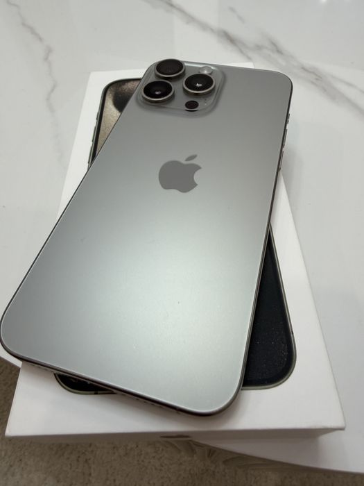 Vand Iphone 15 Pro Max Impecabil