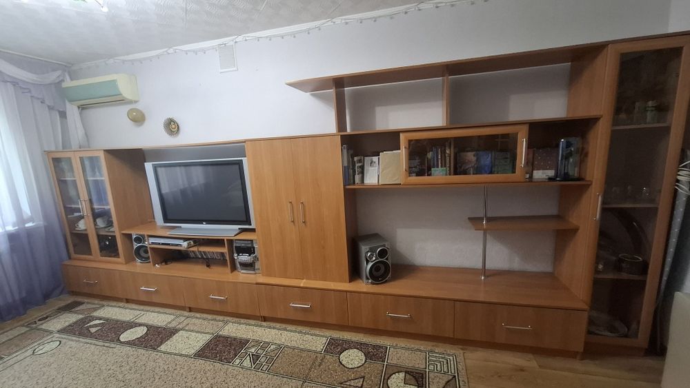 Продаётся стенка