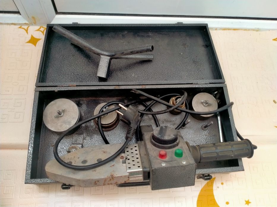 Аппарат для сварки пластиковых труб