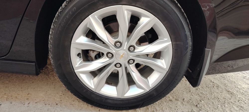 Malibu2  balon diska kamplet razmer 17 sotiladi