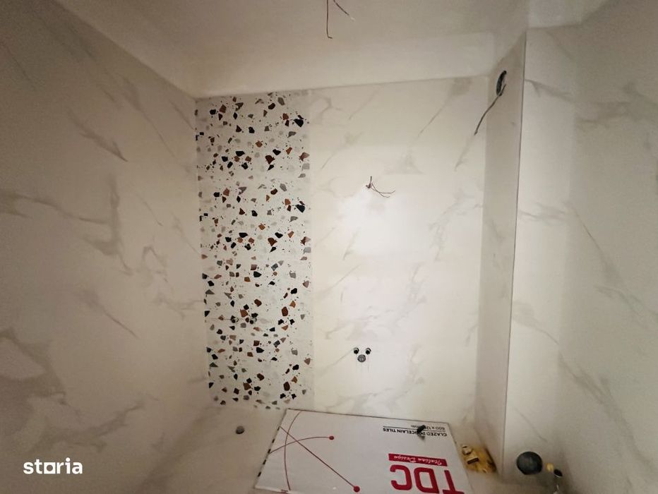 Studio superb 42 mp , decomandat , confort 1 sporit , Sg Ilie Petre ,