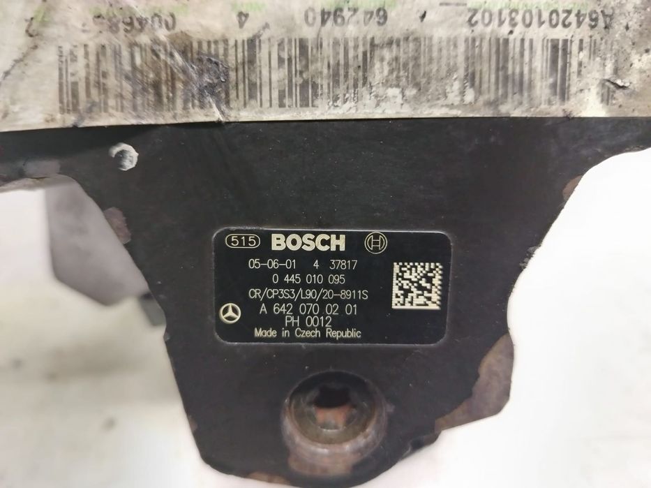 Pompa inalta presiune 3.0 cdi v6 om642 a6420700201 0445010095 Jeep Co