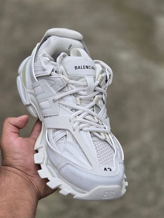 Balenciaga Track