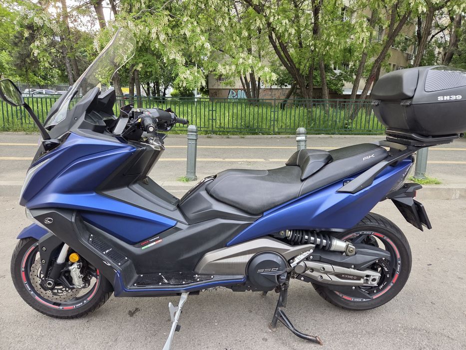 Maxi scuter Kymco AK 550 i