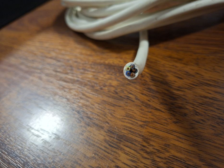 Cablu  curent 5×7.5mm