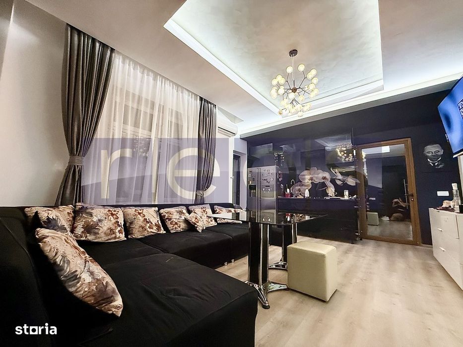 Vanzare 4 Camere | Zona Univesitate | Centrala Proprie