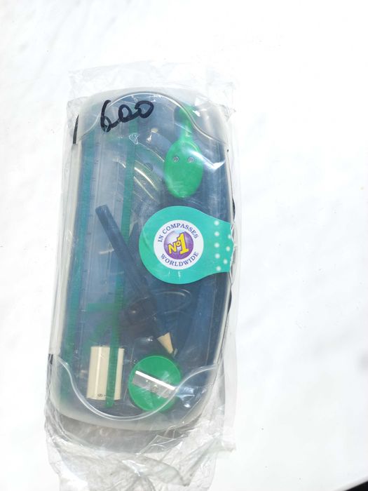 Срочно продам канцелярию