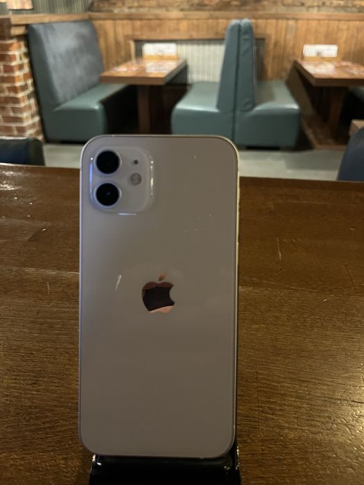 Iphone 12 белого цвета 128 Гб