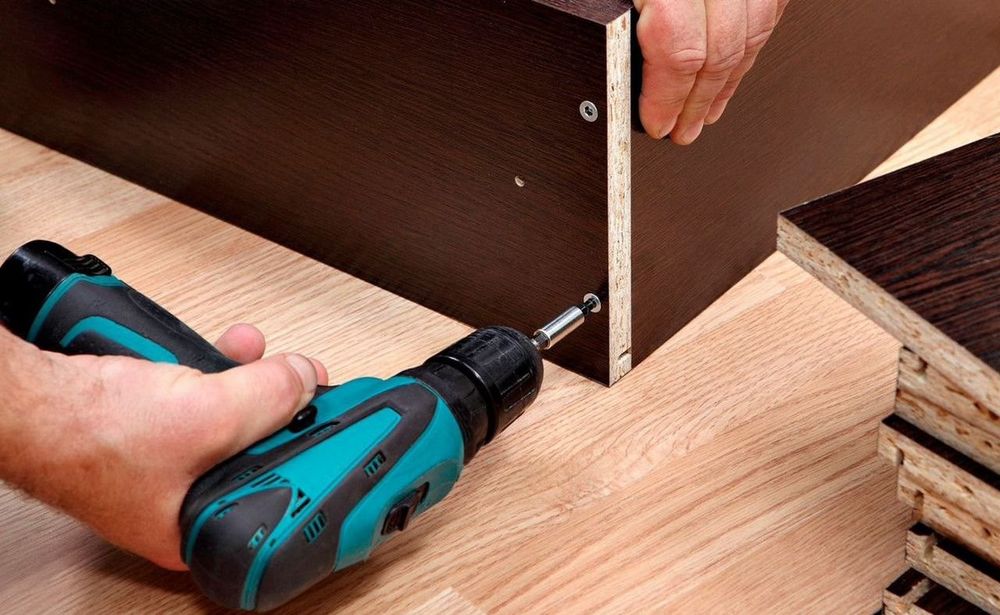 Сборщик. Сборка/разборка мебели.