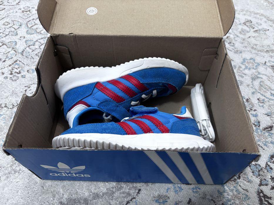 Кроссовки Адидас оригинал