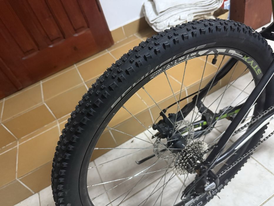MTB Bulls Sharptail 3 – Roți 29" (Stare impecabilă)