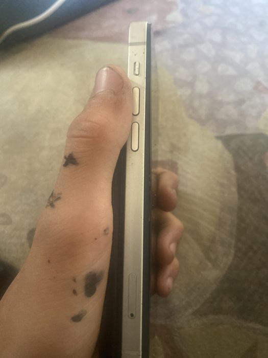 Продам iphone 12