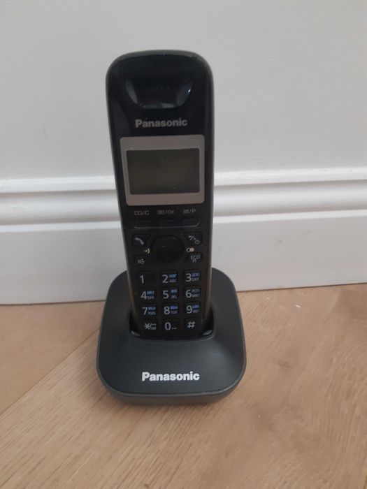 Продам Panasonik телефон