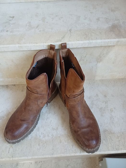 Дамски ежедневни боти