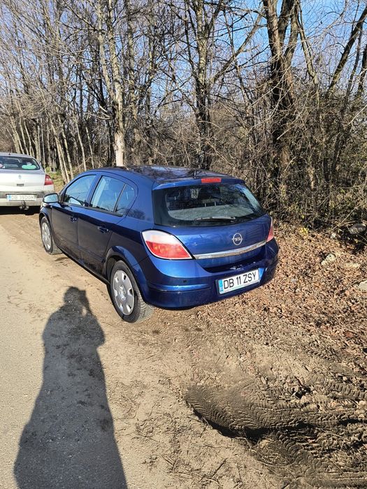 Opel Astra H 2004 1.6 Twinport Benzina Automata