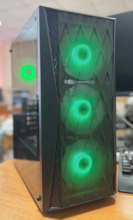 Игровой корпус DarkFlash DK352 (Б/У)