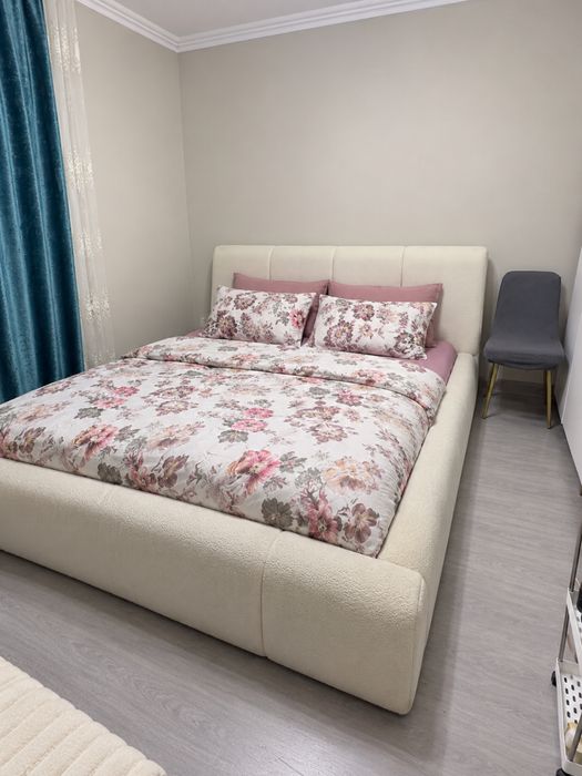 Продам кровать 240-240