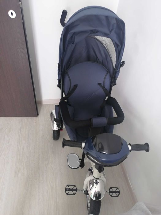 Tricicleta 4in1 cu muzica și lumini