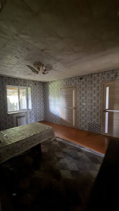 Продается дом в поселке Курмангазы  , торг есть