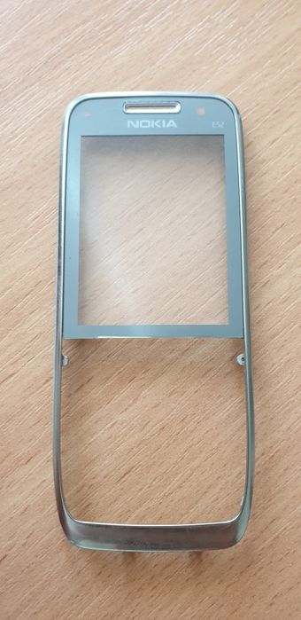 Nokia E52 - carcasă