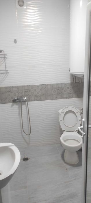 Дава се под наем Двустаен апартамент в Шумен, Център - 46 кв.м за 357 € - Снимка #10