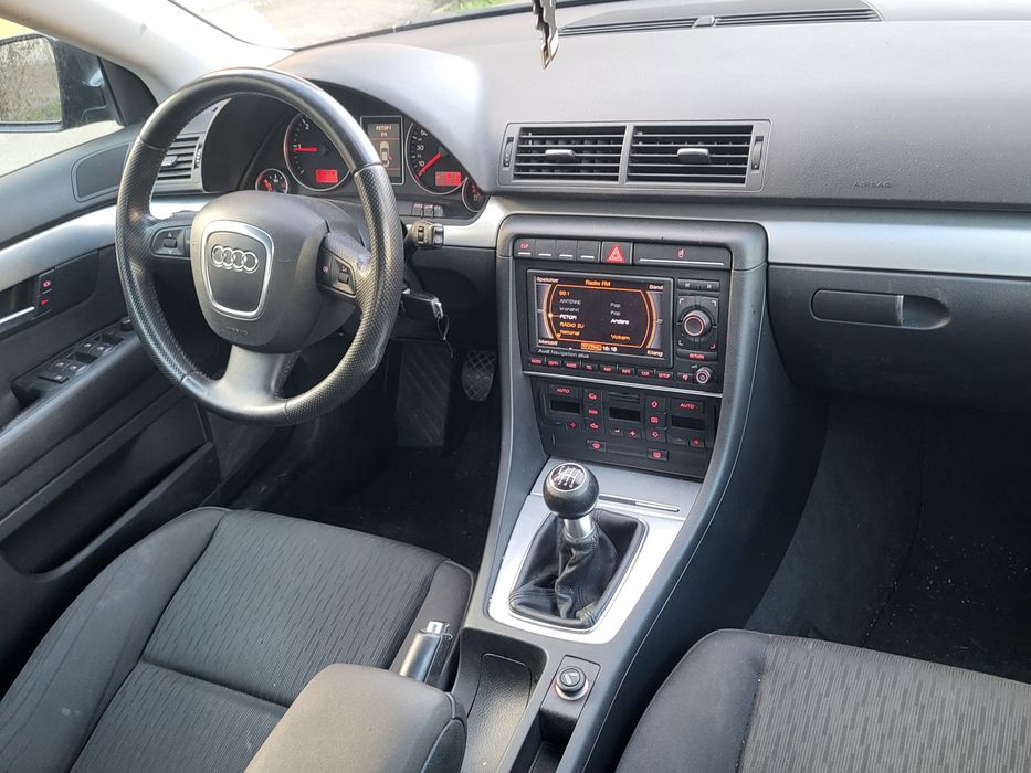 Audi A4 Slinne Anul 2007 140cp 1 ax came Navigație Încălzire scaune