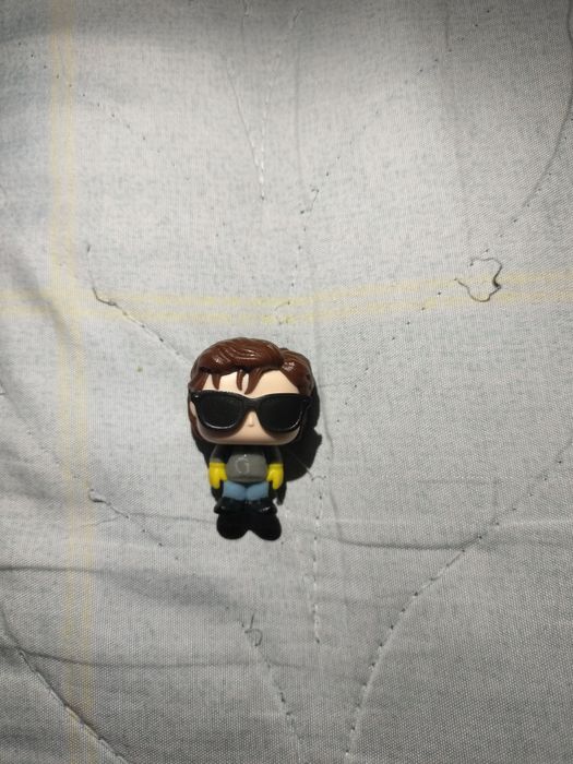 kinder joy "Stranger things" 100 som