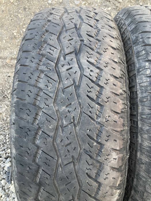 Всесезонни гуми 245 65 17 TOYO