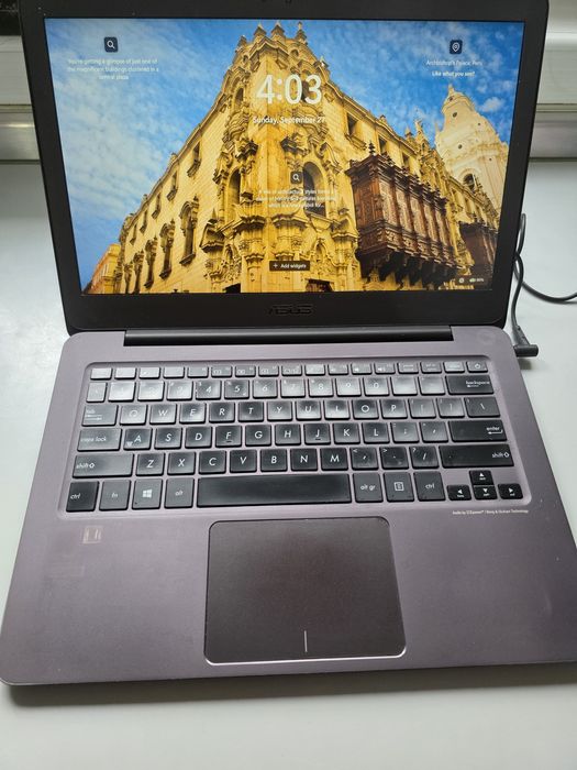 Laptop Asun Zenbook UX305LA  I7
