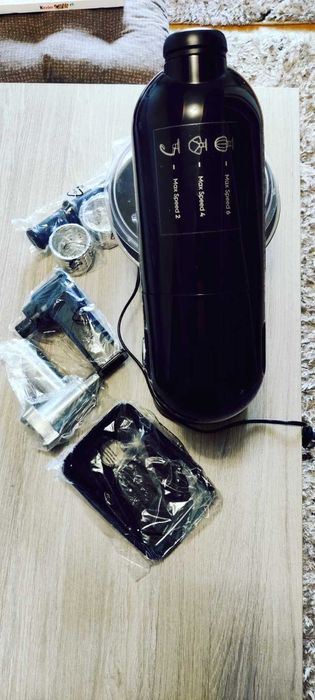 Robot de bucatarie cu tocator Electrolux
