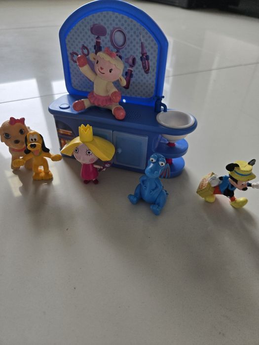 Сет различни играчки