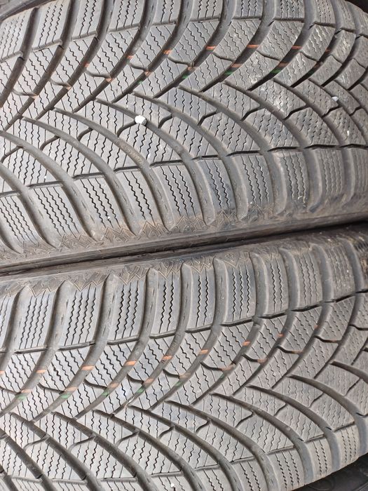 Гуми 205/55/16 Семперит