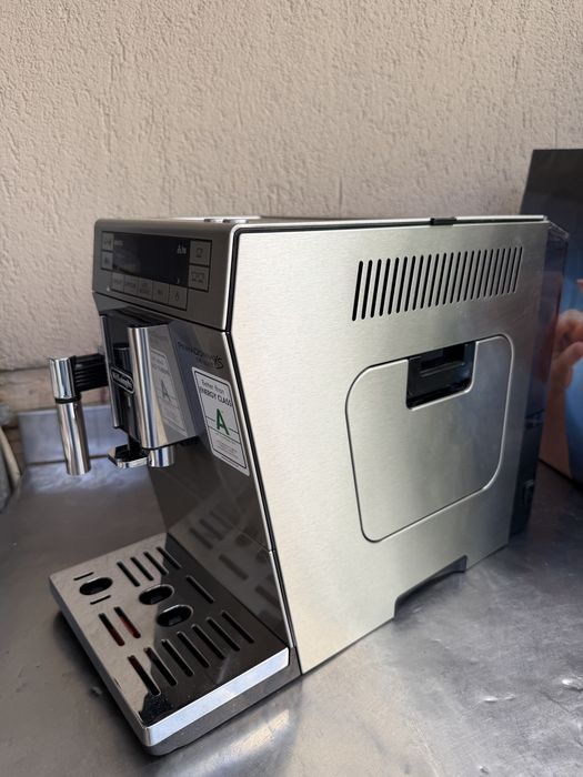Espressor automat DeLonghi PrimaDonna XS De Luxe - stare foarte buna
