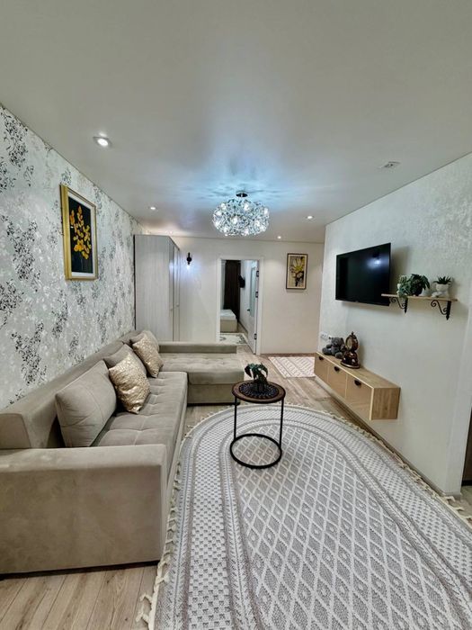 Metro Xamza 2в3/3/4 Чиланзар-5квартал Балкон2/6 Евроремонт Продаётся