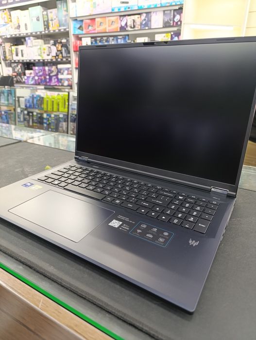 Acer Predator Helios Neo 18 AI