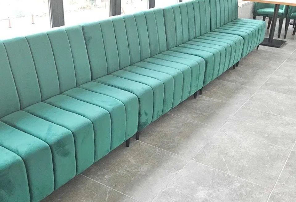 Mobilier pentru afacerea ta! - Canapele bar, club, terasa, restaurant