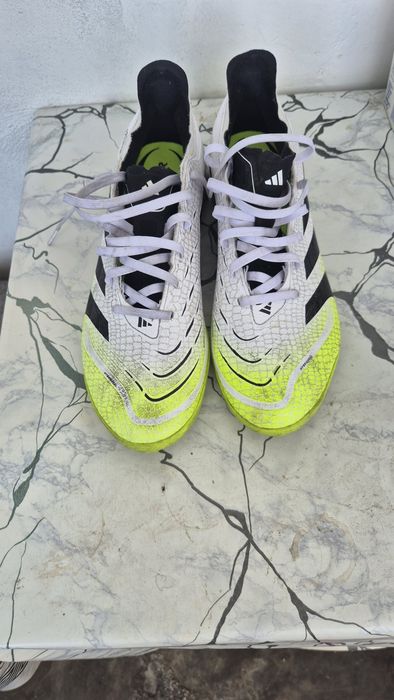 Adidas predator teren sintetic