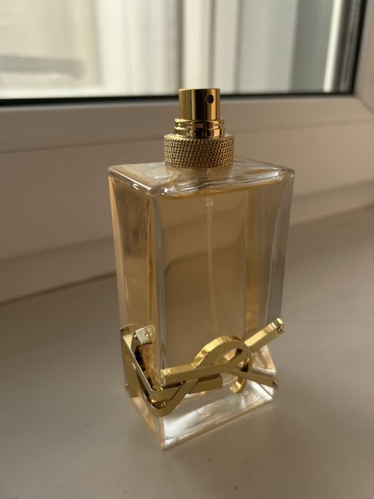 Парфюм Yves Saint Laurent libre