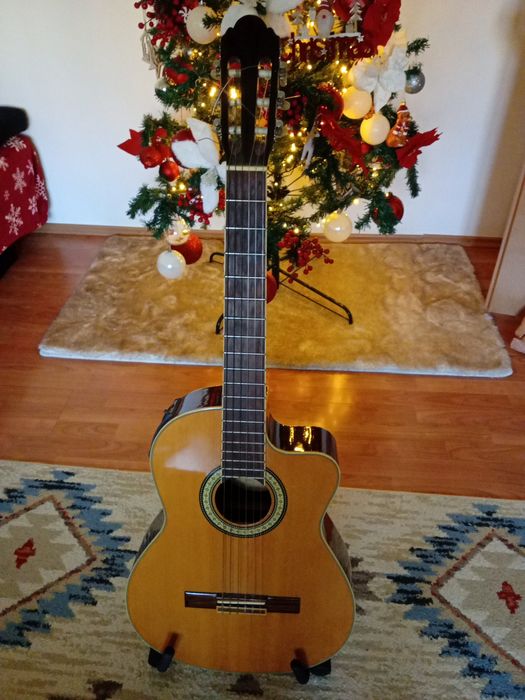 Chitara electro acustica clasica