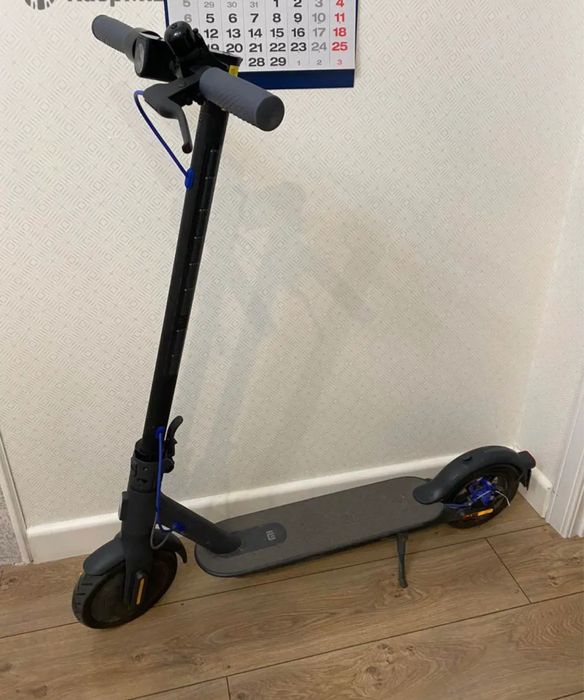 Электросамокат Mi Electric Scooter 3