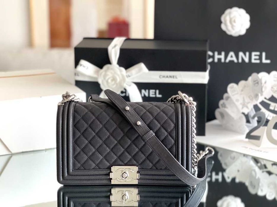 Geanta Chanel Boy 25cm silver, Premium